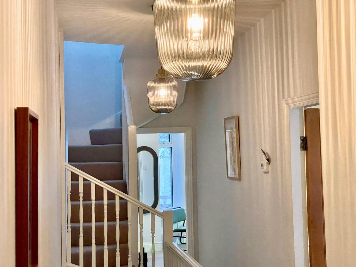 Woodvale Villa York Ngoại thất bức ảnh