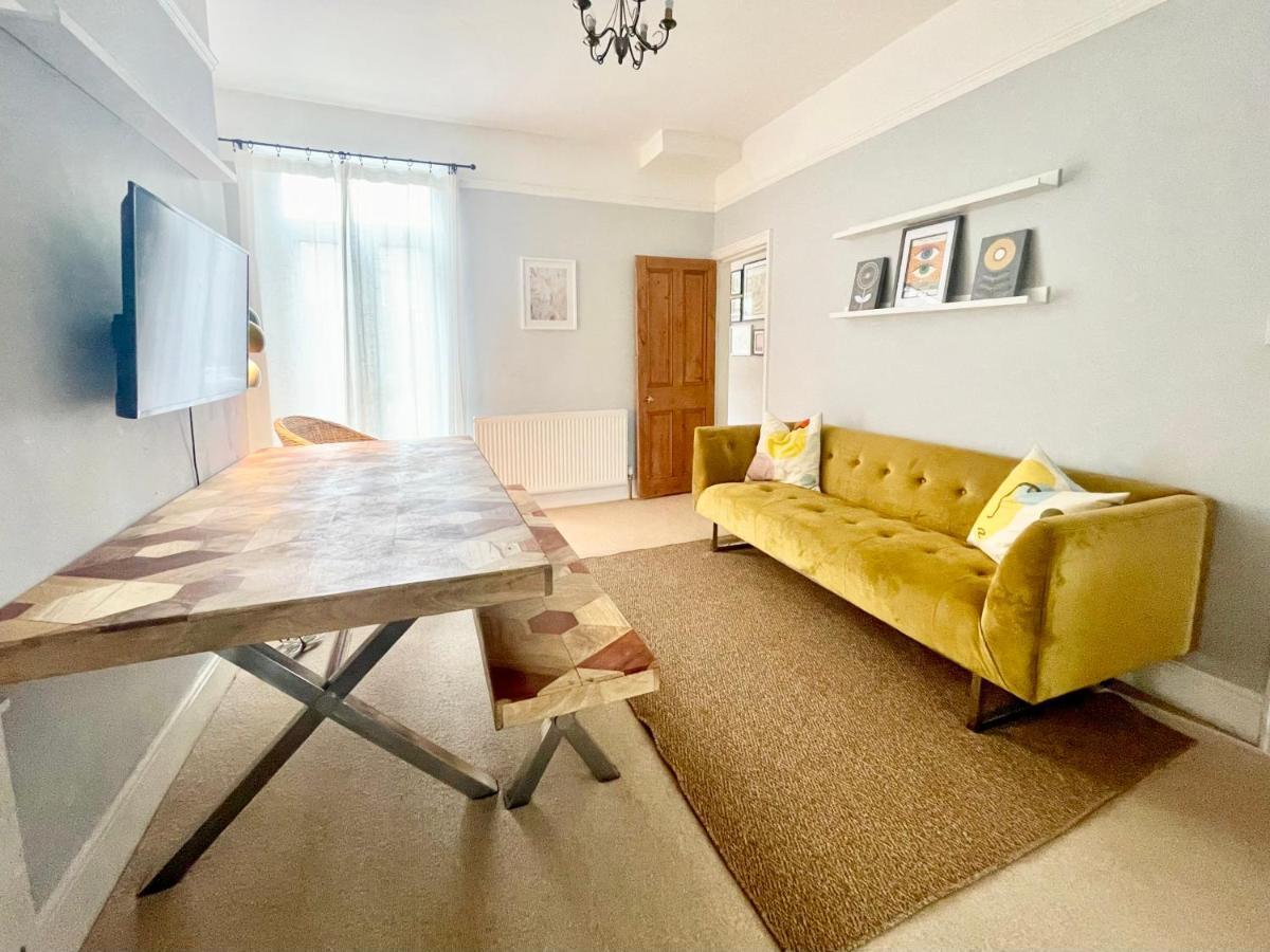 Woodvale Villa York Ngoại thất bức ảnh