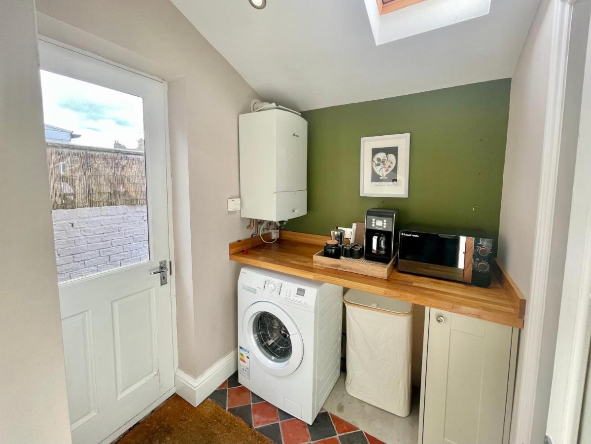 Woodvale Villa York Ngoại thất bức ảnh